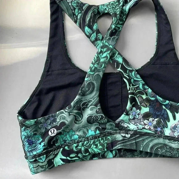 Lululemon I 6 - Picture 3 of 8